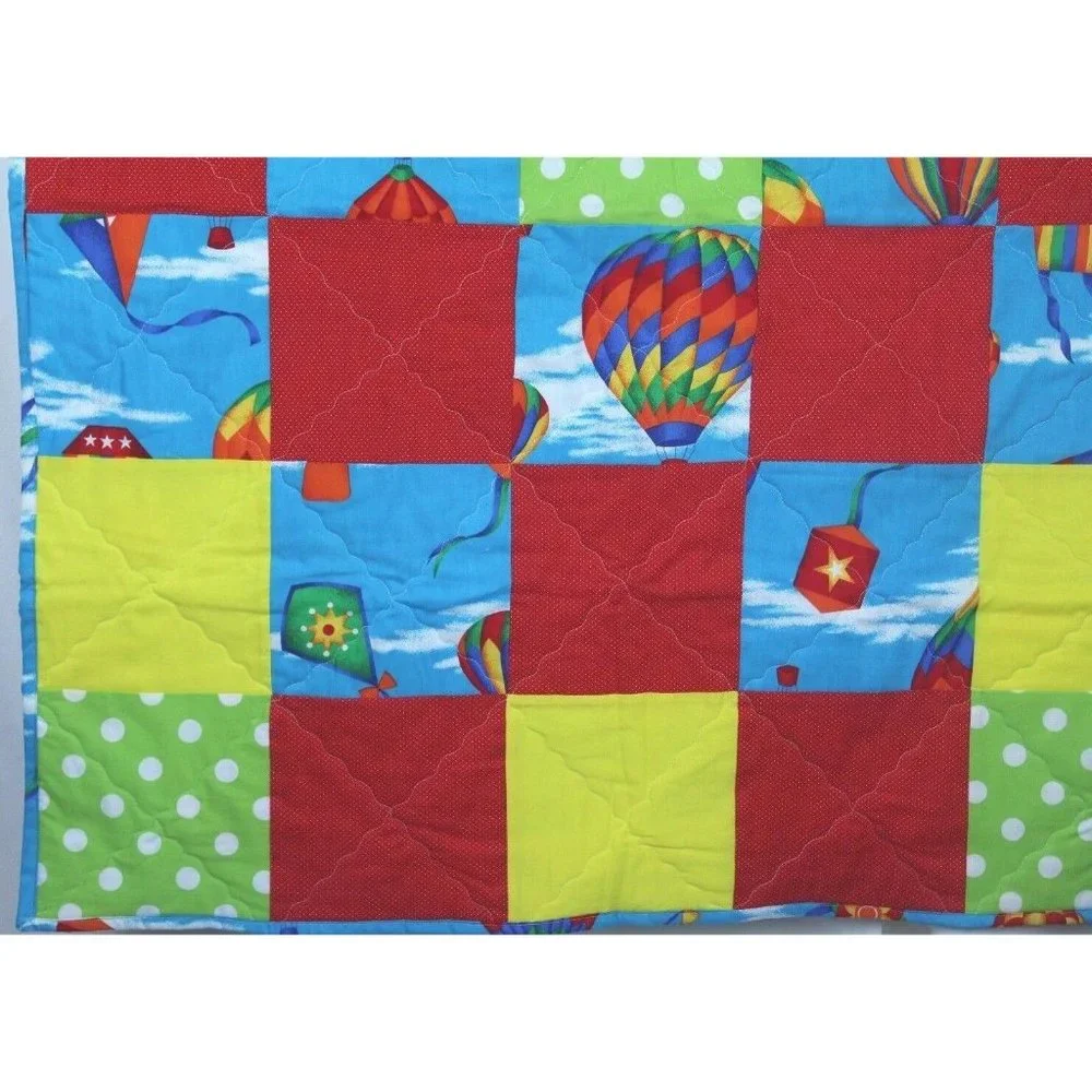 Hot Air Balloon Quilt Baby Kid Throw Cover Handmade Quilt Appx 37 x 44